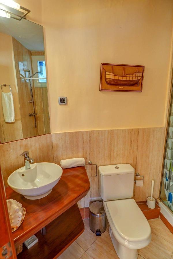 The Beach Apartment By Hello Homes Sitges Bagian luar foto